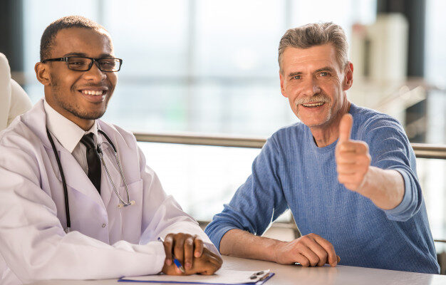 doctor-patient-smiling-thumbs-up_85574-11642